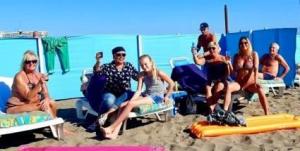 bleikies op het strand